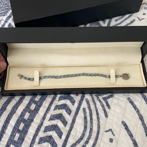 Blue Topaz Silver Bracelet - Picture 1 of 4